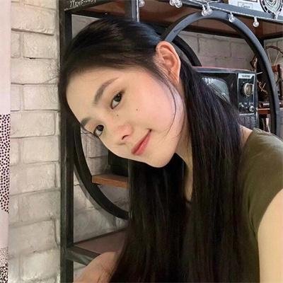 三个扑火的少年